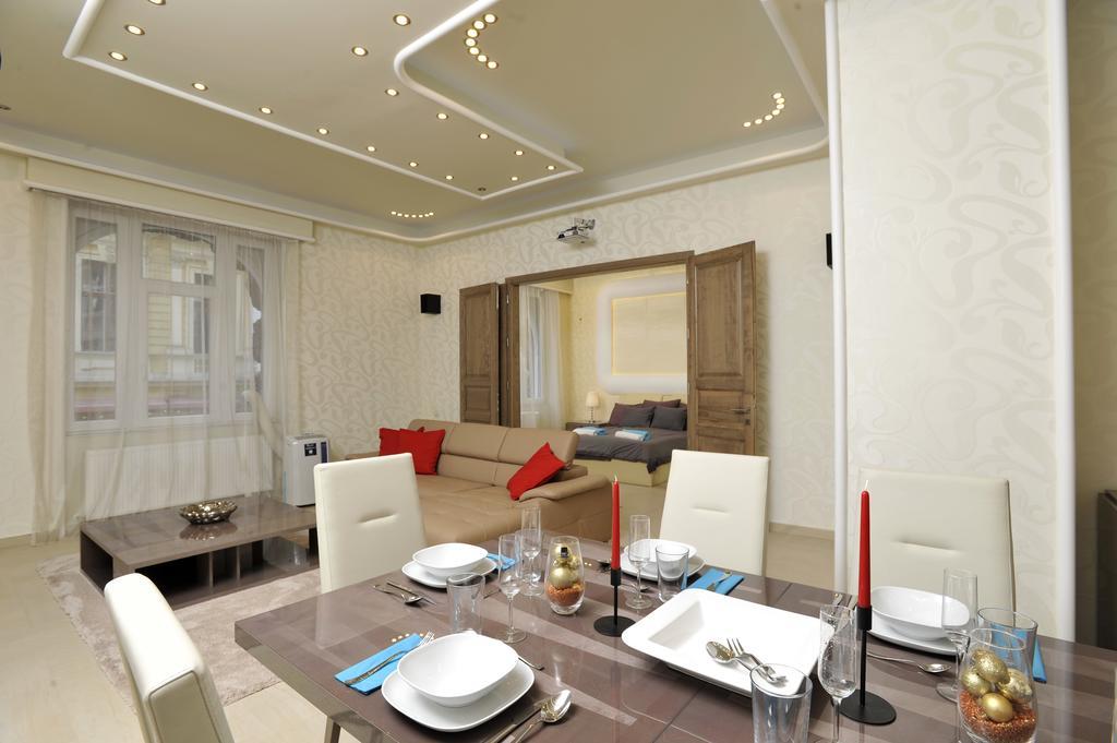 Basilica Grand Luxury In The Historic Center Apartment Будапеща Екстериор снимка