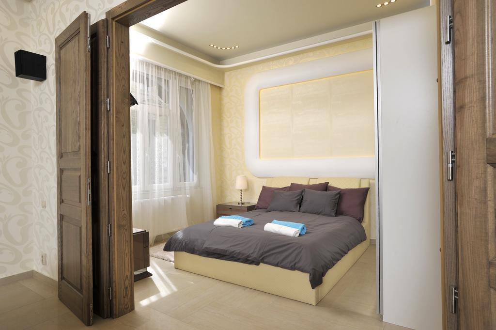 Basilica Grand Luxury In The Historic Center Apartment Будапеща Стая снимка